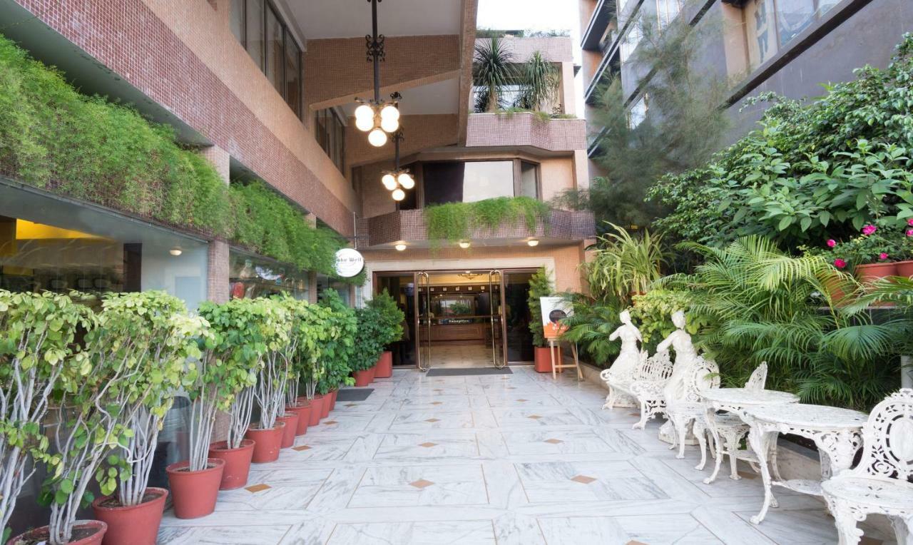 Hotel Crown Palace Indore Dış mekan fotoğraf
