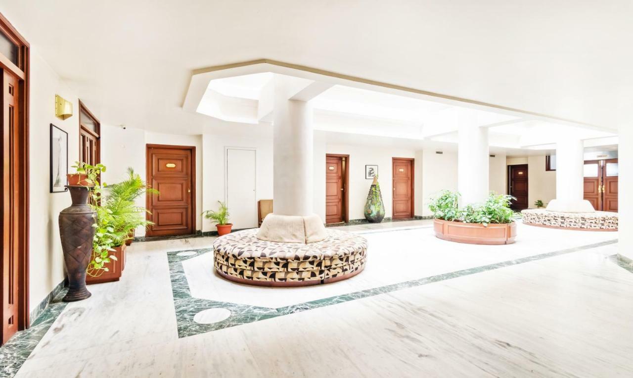 Hotel Crown Palace Indore Dış mekan fotoğraf