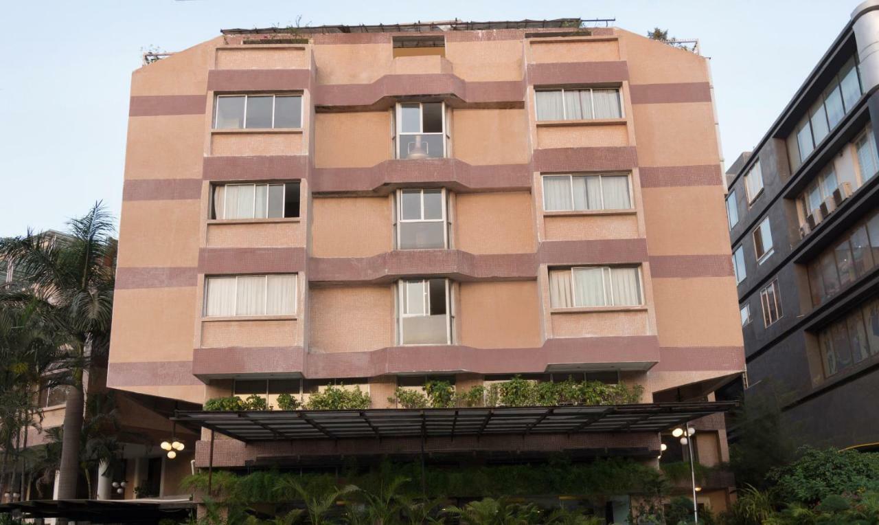 Hotel Crown Palace Indore Dış mekan fotoğraf